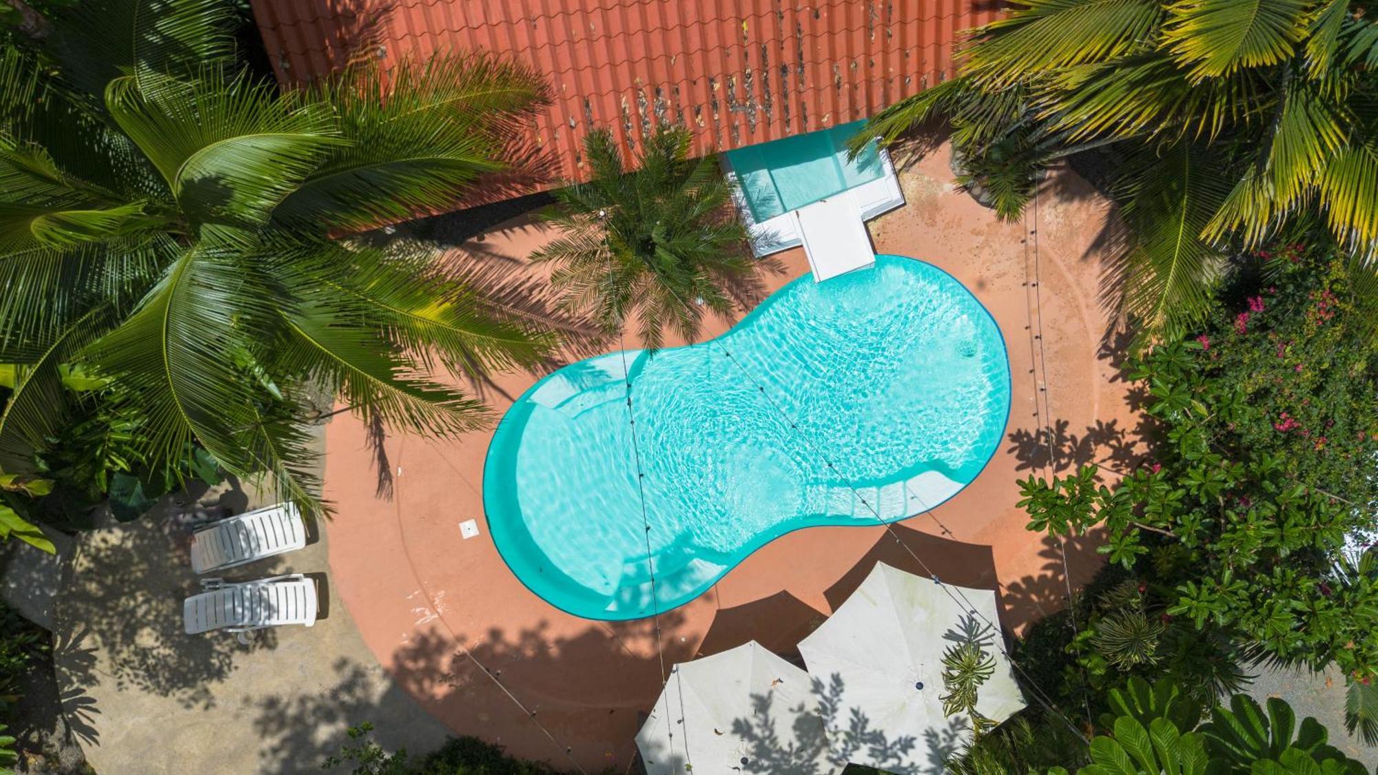 Bambutel Cocles Hotell Puerto Viejo de Talamanca Exteriör bild