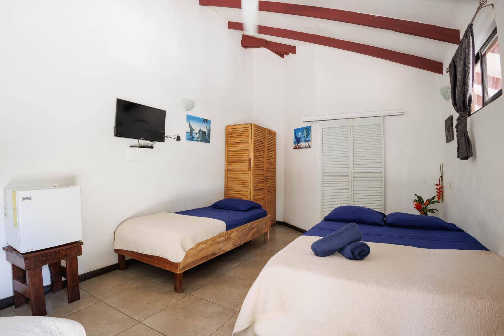 Bambutel Cocles Hotell Puerto Viejo de Talamanca Exteriör bild