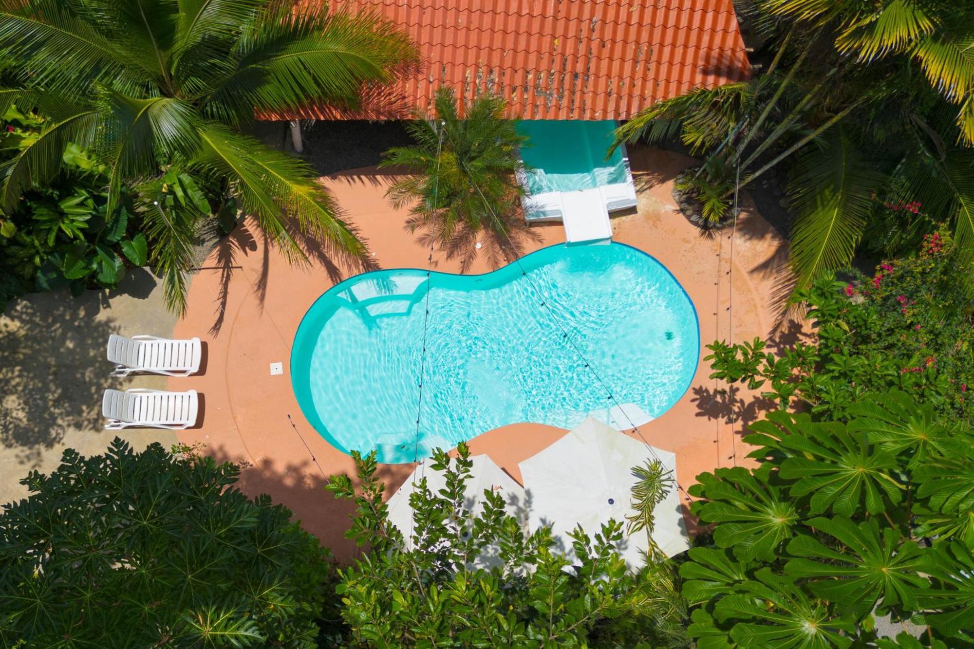 Bambutel Cocles Hotell Puerto Viejo de Talamanca Exteriör bild